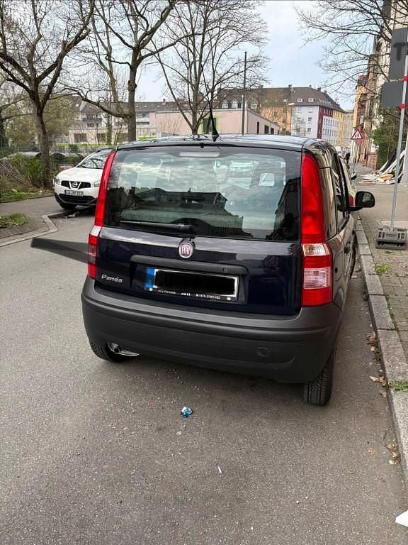Gebraucht Fiat Panda 94 PS (69 kW) 2009 Blau Kleinwagen