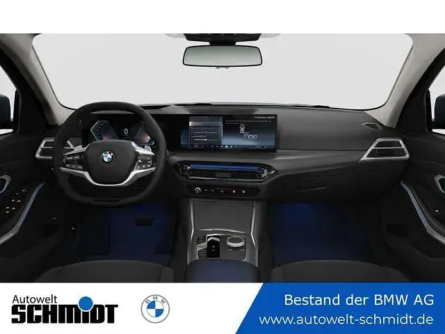 Gebraucht BMW 320 Comfort Edition 184 PS (135 kW) 2025 Skyscraper grau Kombi