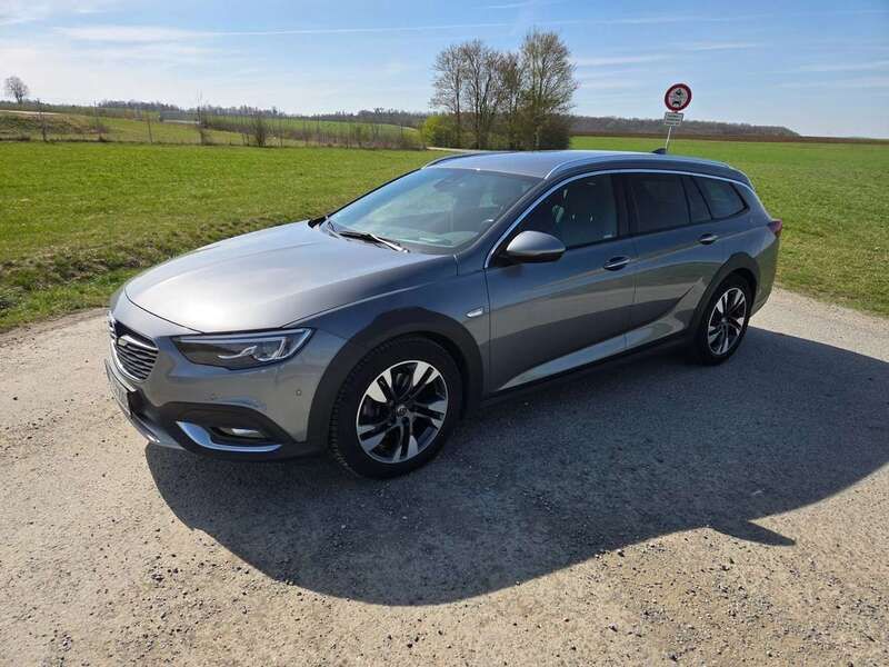 Gebraucht 2018 Opel Insignia Country Tourer Kombi | 16.000 € (Fairer Preis) - Bild 1/4