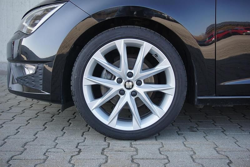 Gebraucht Seat Leon FR 125 PS (91 kW) 2017 Mitternachtsschwarz