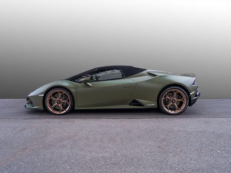 Gebraucht Lamborghini Huracán 640 PS (470 kW) 2022 Grün Cabrio
