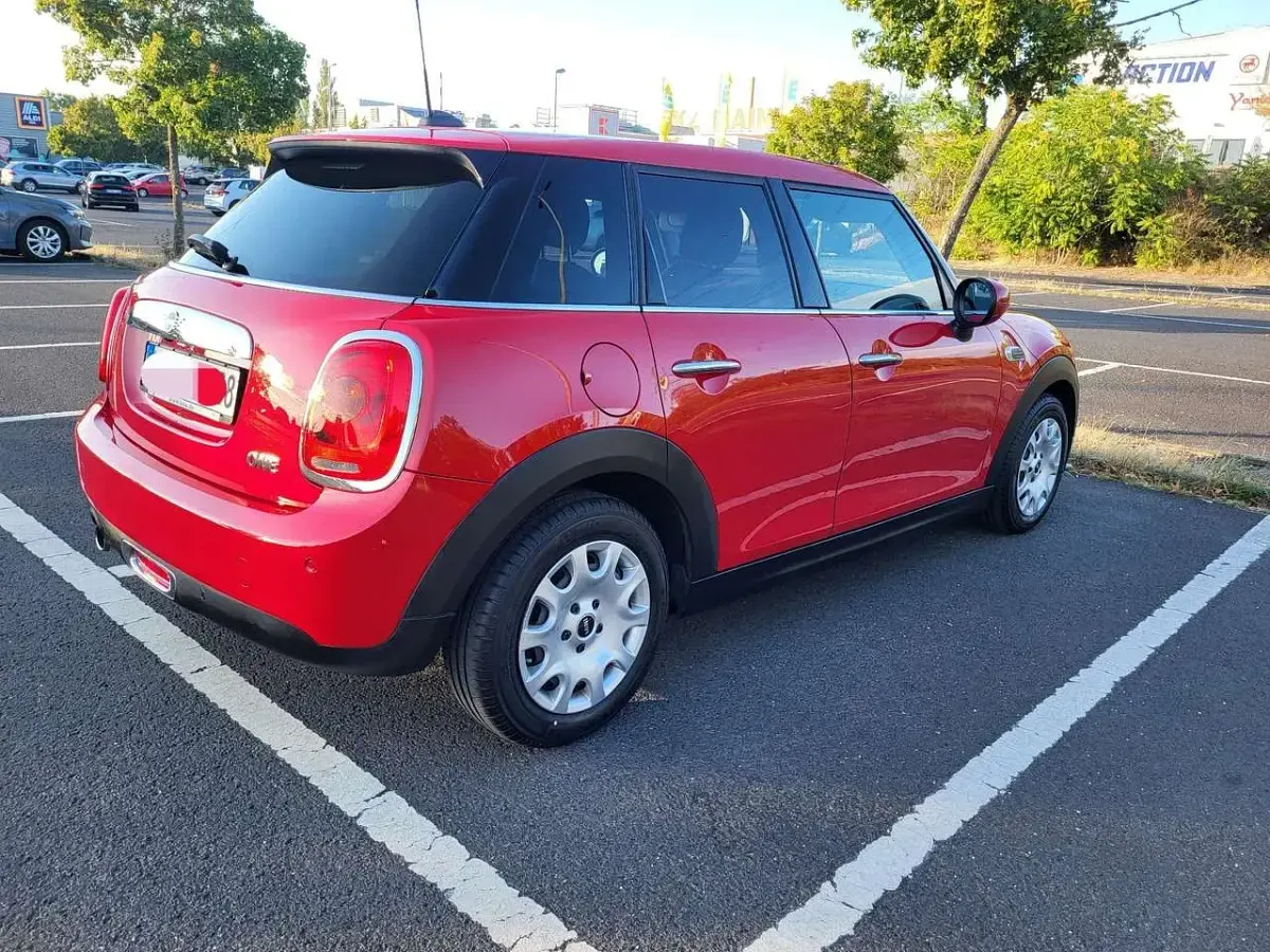 Gebraucht Mini ONE 102 PS (75 kW) 2020 Rot Kleinwagen