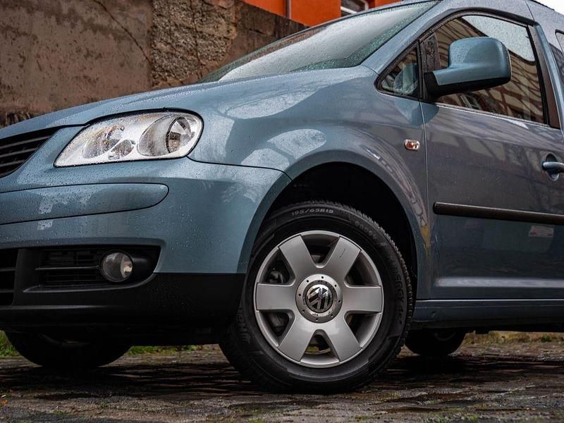 Gebraucht VW Caddy Style 105 PS (77 kW) 2009 Blau Van / Kleinbus