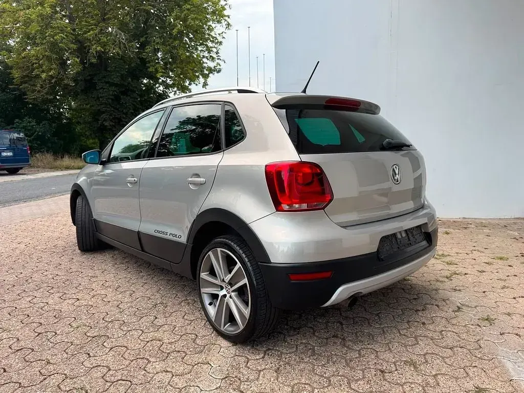Gebraucht VW Polo Cross 105 PS (77 kW) 2011 Beige Kleinwagen