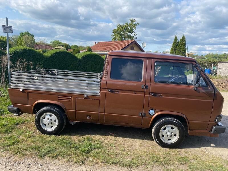 Braun Gebraucht 1988 VW T3 Van | 11.450 € - Bild 1/4