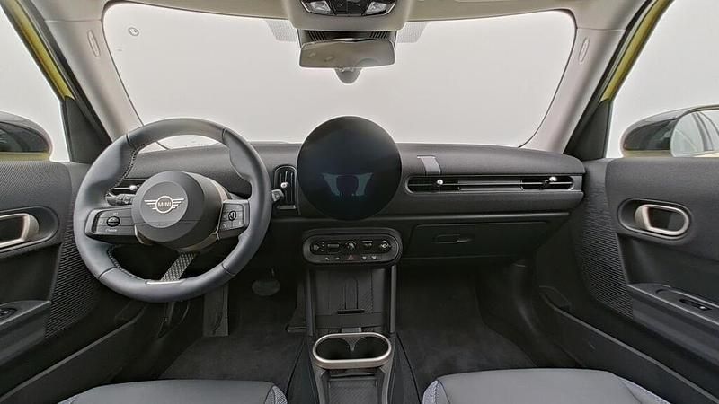 Gebraucht Mini Cooper Classic 156 PS (114 kW) 2024 Gelb Kleinwagen