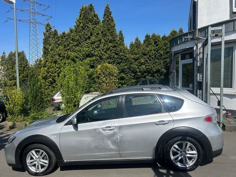 Silber Gebraucht 2010 Subaru Impreza Limousine | 3.400 € (Guter Preis) - Bild 1/4
