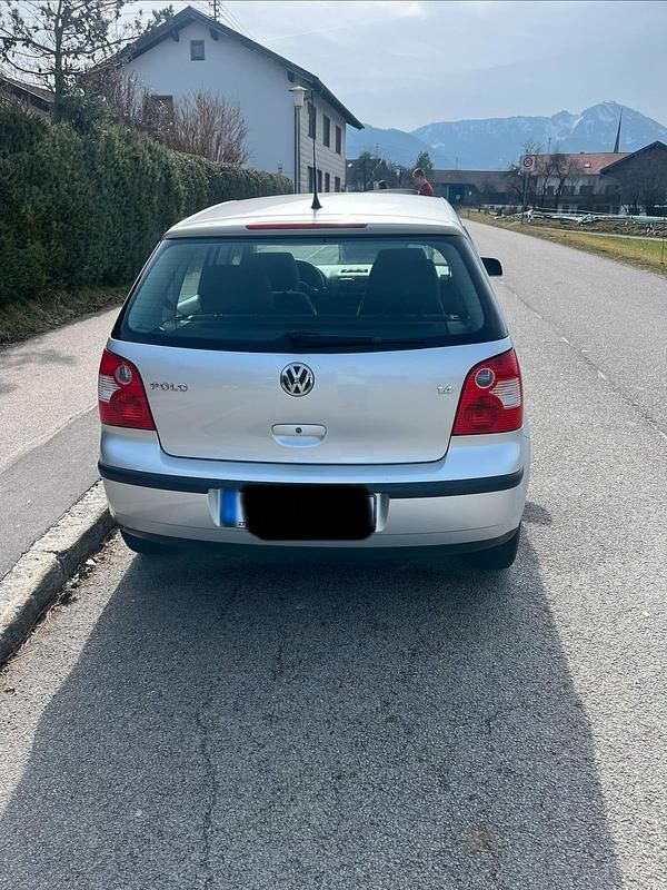 Gebraucht VW Polo 75 PS (55 kW) 2003 Silber Limousine