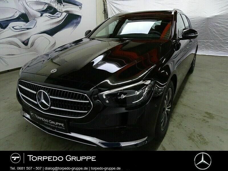 Schwarz Gebraucht 2021 Mercedes E200 Avantgarde Kombi | 32.980 € (Fairer Preis) - Bild 1/4