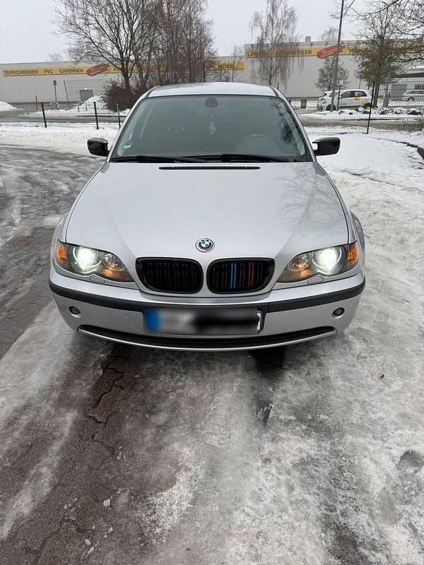 Second-hand BMW 2002 150 CP (110 kW) 2002 Argintiu Berlinǎ