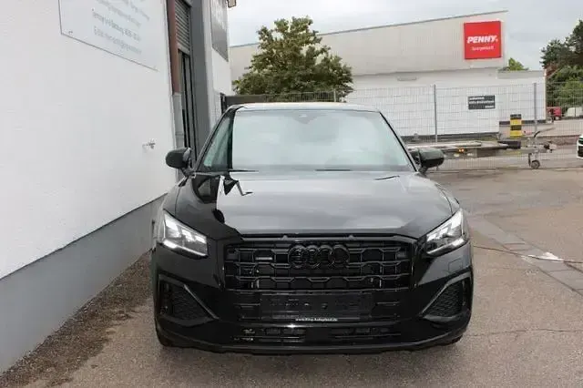 Gebraucht Audi Q2 Sport 150 PS (110 kW) 2021 Schwarz SUV