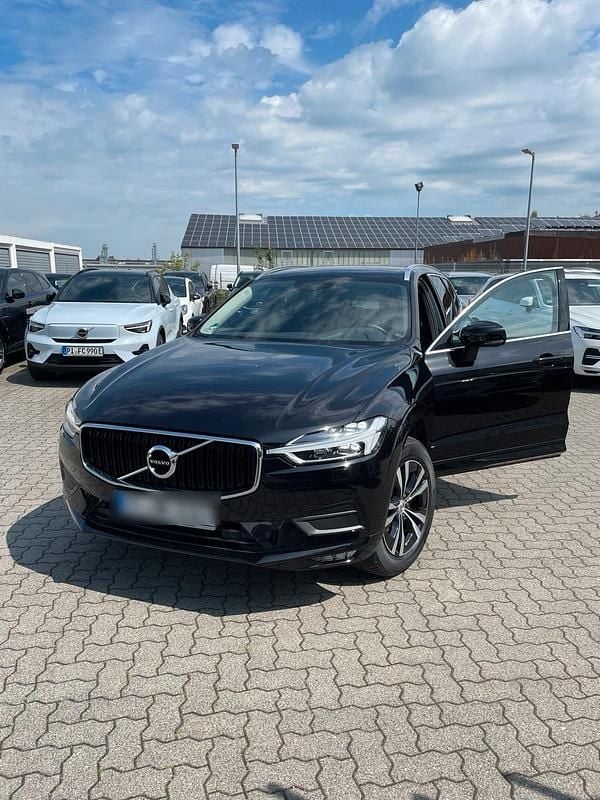 Schwarz Gebraucht 2020 Volvo XC60 Momentum SUV | 25.500 € (Superpreis) - Bild 1/4