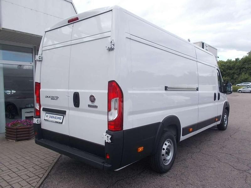 Gebraucht Fiat Ducato 179 PS (131 kW) 2024 Weiß Van