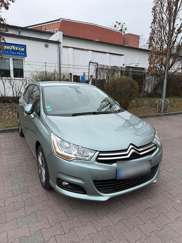 Gebraucht Citroën C4 122 PS (89 kW) 2011 Grün Limousine