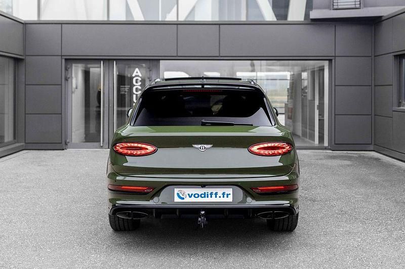 Gebraucht Bentley S1 551 PS (405 kW) 2024 Grün Limousine