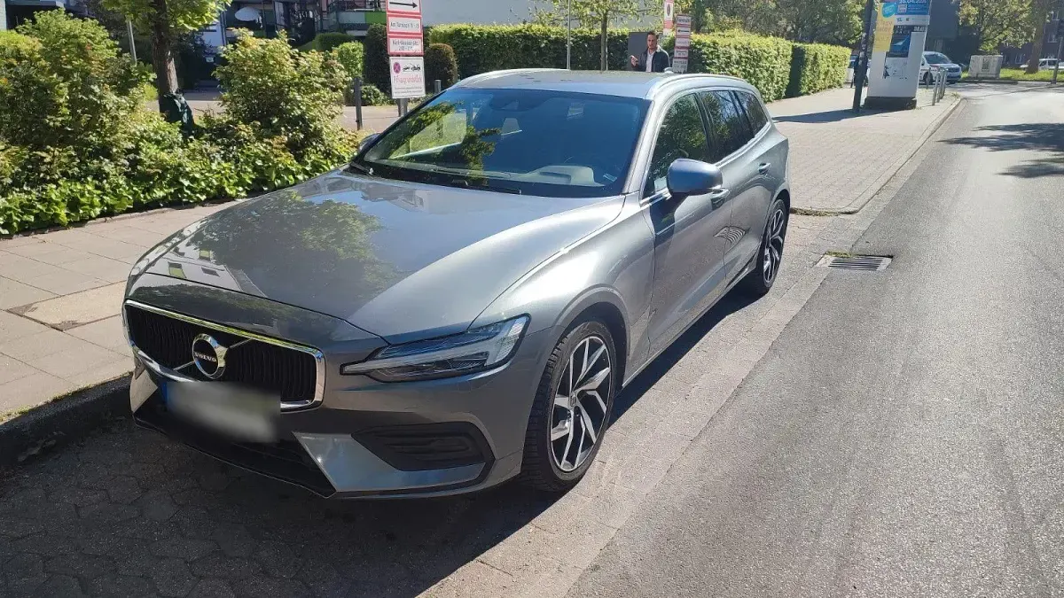 Second-hand Volvo V60 190 CP (139 kW) 2020 Gri Break
