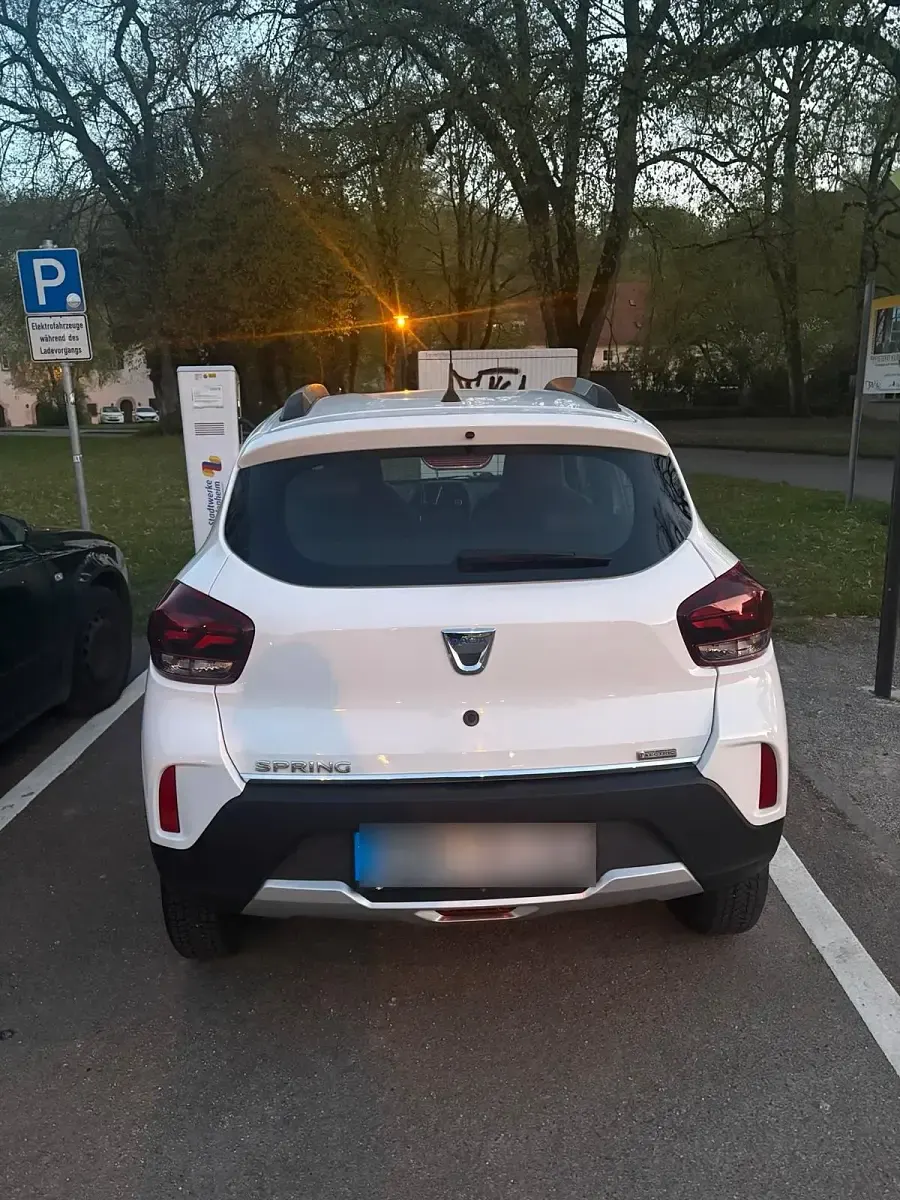 Gebraucht Dacia Spring 33 kW (45 PS) 2022 Weiß Kleinwagen
