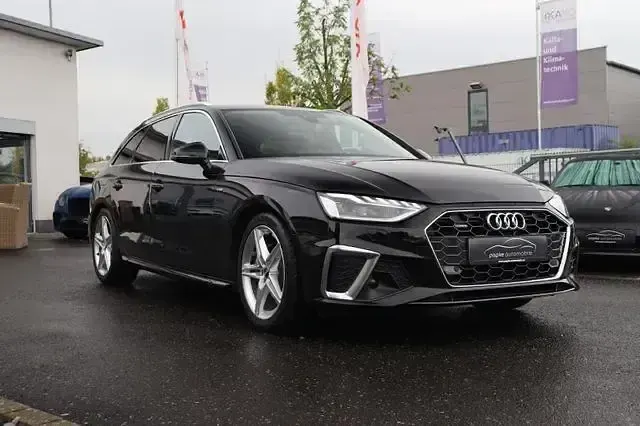 Gebraucht Audi A4 S-Line 204 PS (150 kW) 2022 Schwarz Kombi