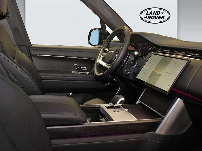 Gebraucht Land Rover Range Rover HSE 353 PS (259 kW) 2025 Carpathian grey SUV