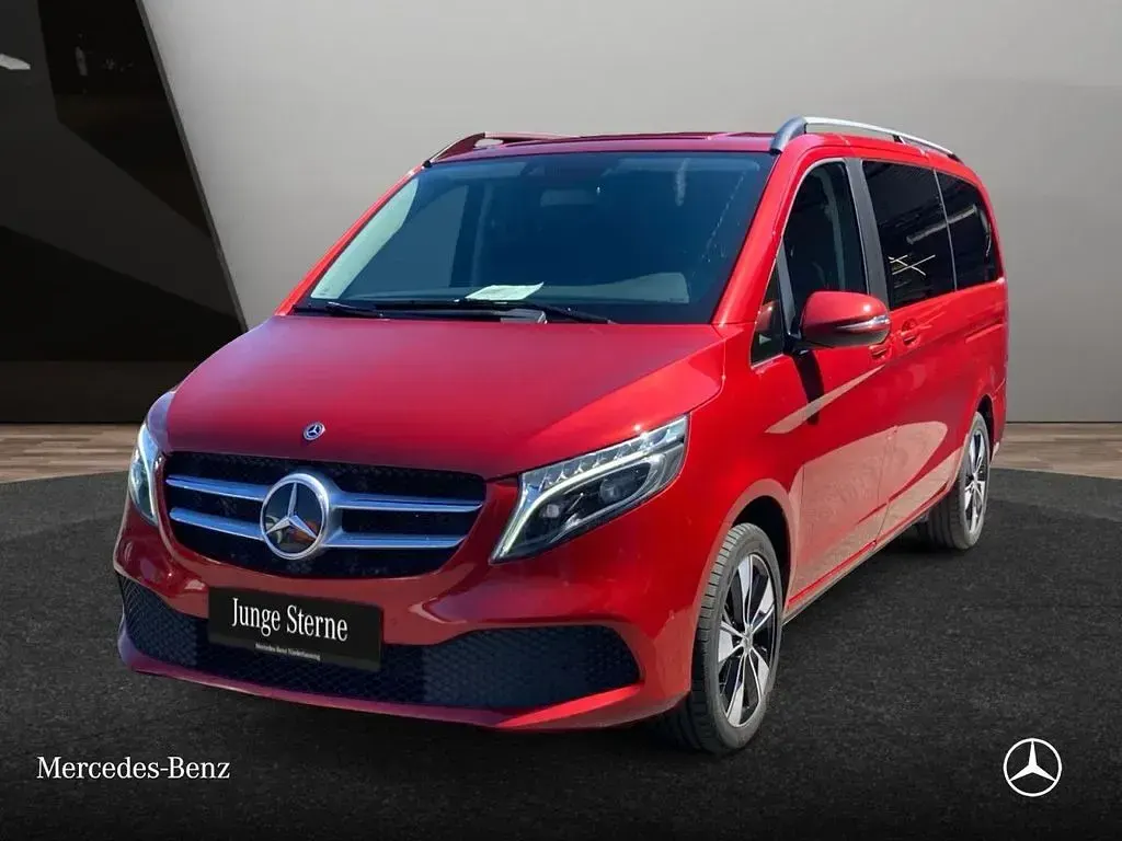 Gebraucht Mercedes V250 Edition 190 PS (139 kW) 2021 Rot Van / Kleinbus