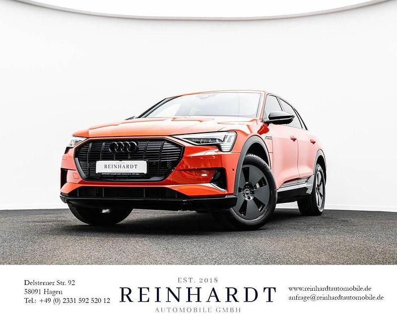 Rot Gebraucht 2021 Audi e-tron Advanced SUV | 37.720 € (Etwas zu teuer) - Bild 1/3