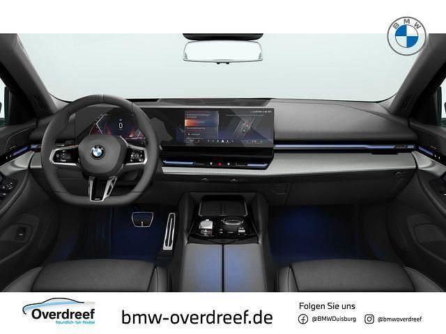 Gebraucht BMW 520 Performance 197 PS (144 kW) 2025 Schwarz Kombi