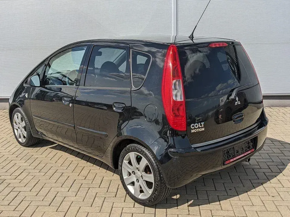 Gebraucht Mitsubishi Colt Motion 95 PS (69 kW) 2006 Schwarz Limousine