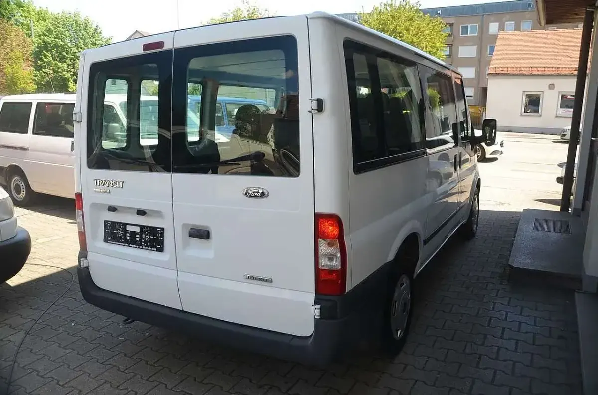 Gebraucht Ford Transit 86 PS (63 kW) 2009 Weiß Van / Kleinbus