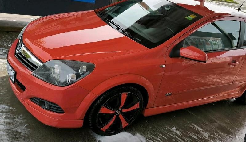 Gebraucht Opel Astra GTC 200 PS (147 kW) 2006 Rot Coupé