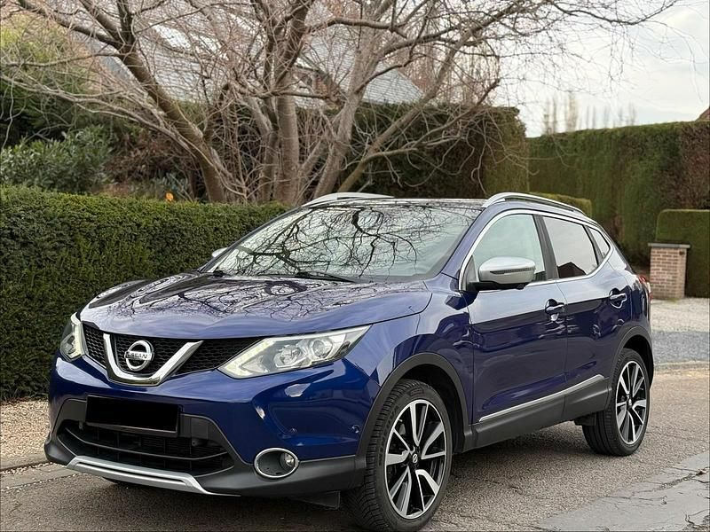 Blau Gebraucht 2015 Nissan Qashqai SUV | 8.900 € (Guter Preis) - Bild 1/4