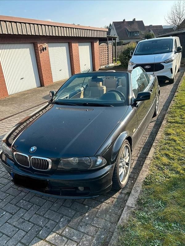 Gebraucht BMW 325 197 PS (144 kW) 1999 Schwarz Cabrio
