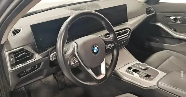 Gebraucht BMW 318 Shadowline 150 PS (110 kW) 2024 Metallic Kombi