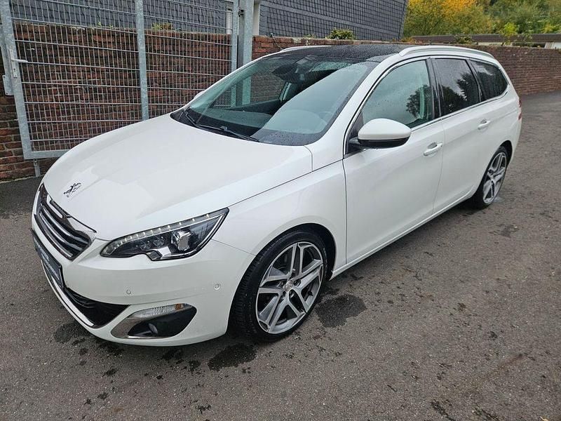 Gebraucht 2016 Peugeot 308 Allure Kombi | 8.799 € (Guter Preis) - Bild 1/4