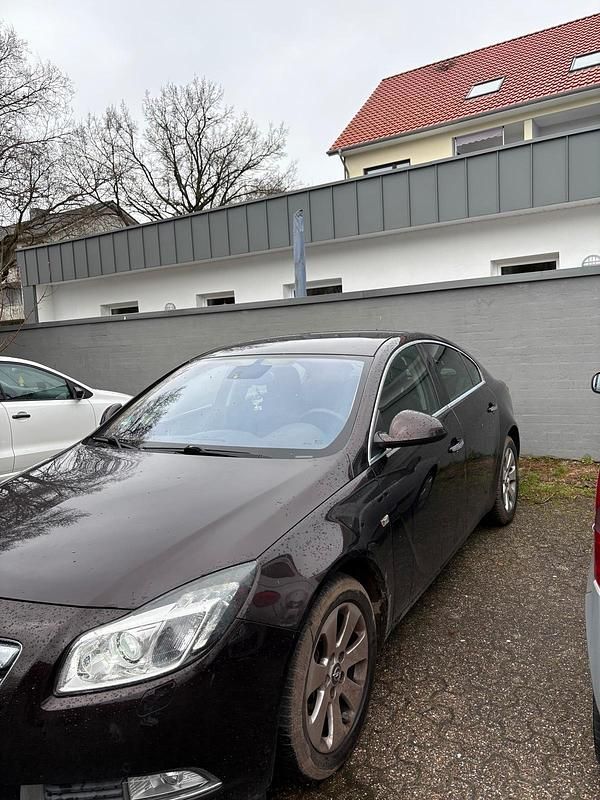 Gebraucht Opel Insignia 160 PS (117 kW) 2012 Braun Limousine