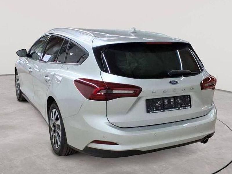 Gebraucht Ford Focus Titanium 120 PS (88 kW) 2022 Moondust silber metallic Kombi