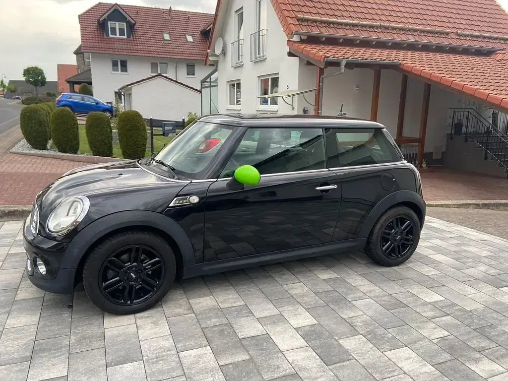 Gebraucht Mini ONE 98 PS (72 kW) 2014 Schwarz Kleinwagen