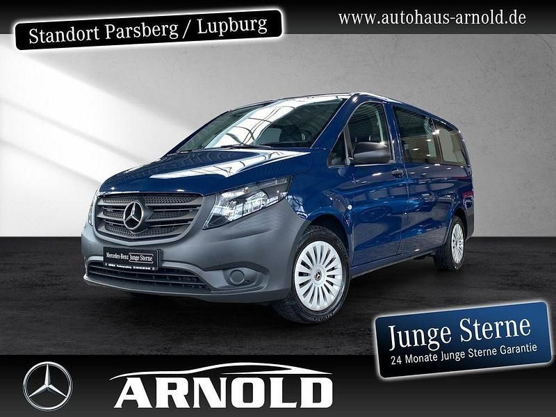 Blau (stahlblau) Gebraucht 2022 Mercedes Vito Kombi | 32.430 € (Fairer Preis) - Bild 1/4
