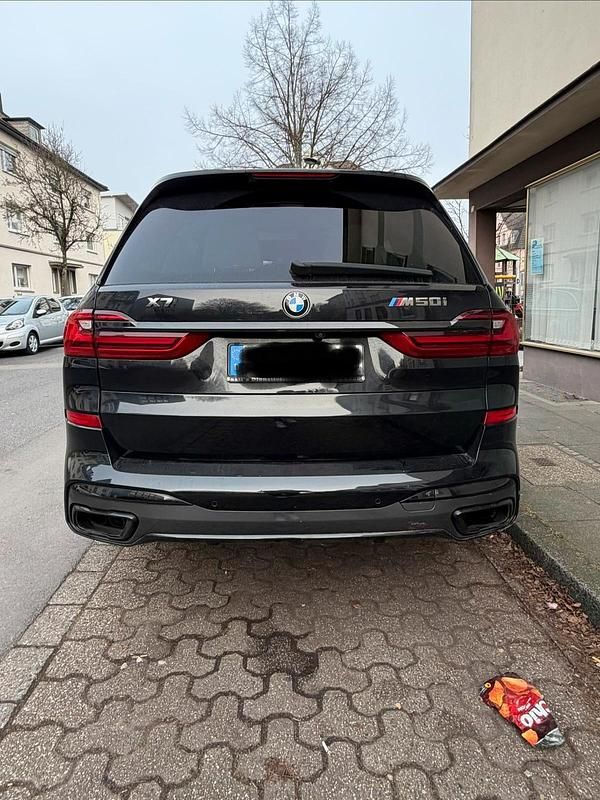 Gebraucht BMW X7 M Sport 530 PS (389 kW) 2019 Schwarz SUV