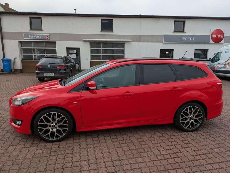 Gebraucht Ford Focus ST-Line 150 PS (110 kW) 2017 Rot Kombi