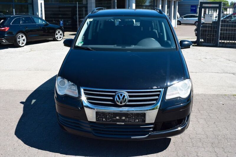Schwarz Gebraucht 2009 VW Touran Trendline Van / Kleinbus | 3.500 € (Guter Preis) - Bild 1/4