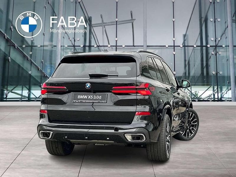 Neu BMW X5 M Sport 298 PS (219 kW) 2026 Schwarz SUV