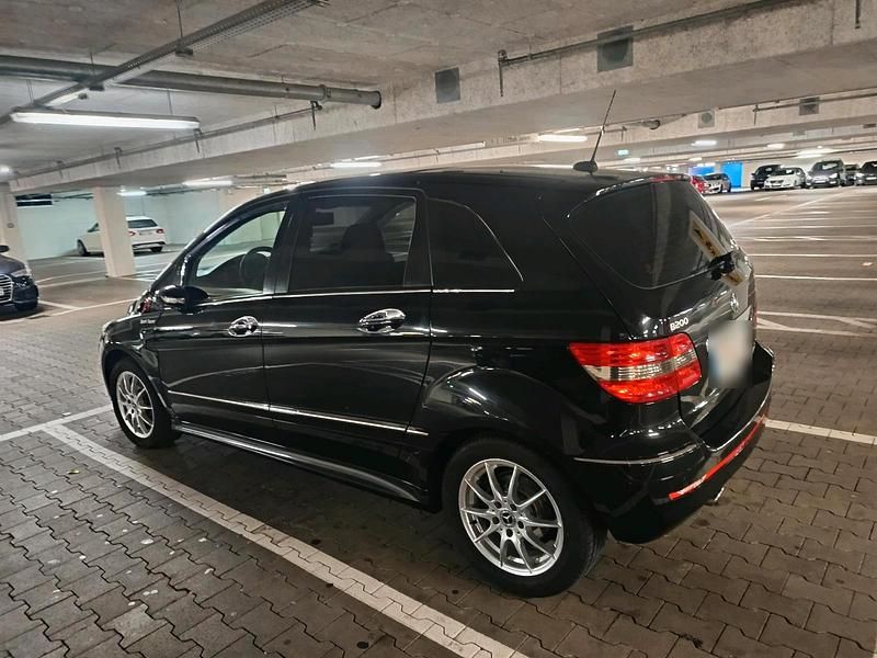 Gebraucht Mercedes B200 140 PS (102 kW) 2006 Schwarz Van / Kleinbus