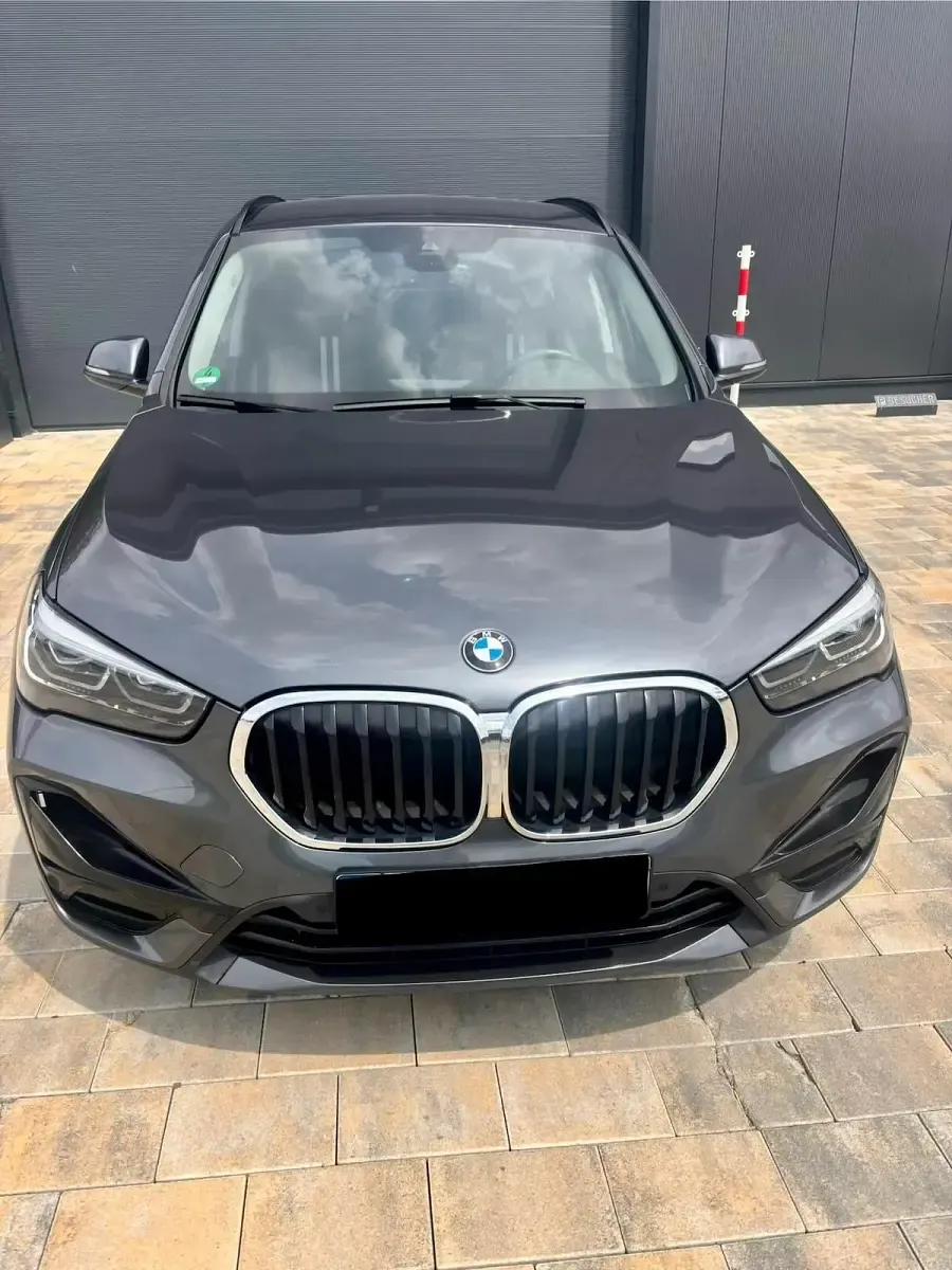 Gebraucht BMW X1 Sport Line 190 PS (139 kW) 2020 Grau SUV
