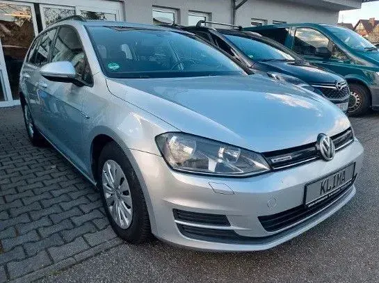 Gebraucht VW Golf VII Trendline 110 PS (80 kW) 2016 Silber Kombi