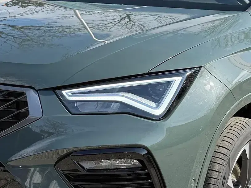 Neu Cupra Ateca 190 PS (139 kW) 2026 Grün SUV