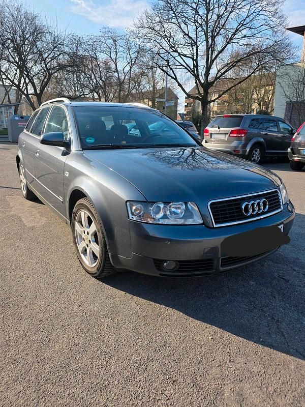 Gebraucht Audi A4 Comfort 131 PS (96 kW) 2003 Grau Kombi