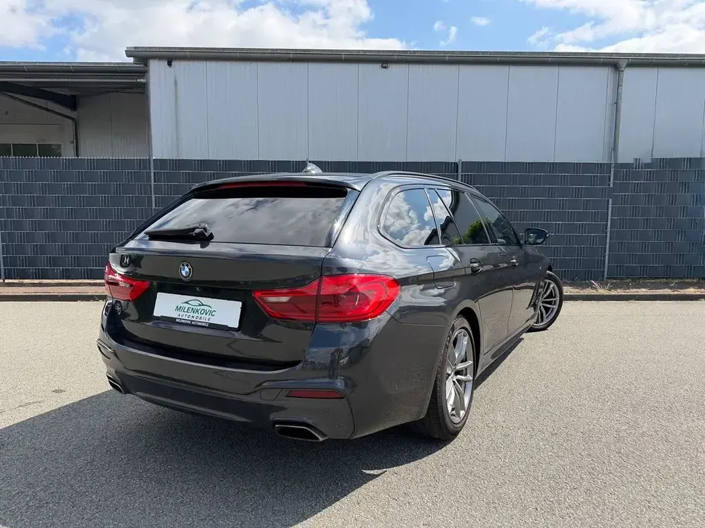Gebraucht BMW 530 M Sport 265 PS (194 kW) 2020 Grau Limousine