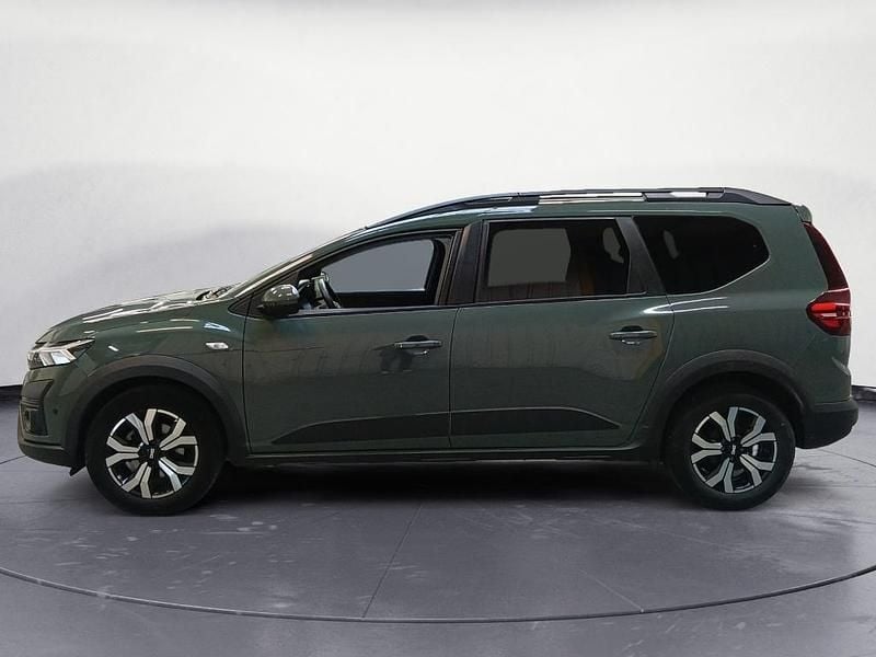 Gebraucht Dacia Jogger Expression 111 PS (81 kW) 2024 Vert lichen kaki Van / Kleinbus