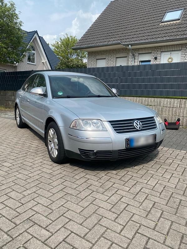 Usata VW Passat 115 CV (84 kW) 2003 Argento Berlina