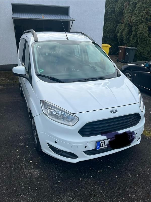 Weiß Gebraucht 2016 Ford Transit Van / Kleinbus | 4.300 € (Superpreis) - Bild 1/4